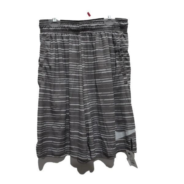 SHORT NIKE M GRIS RAYAS