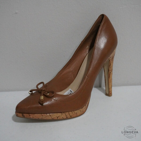 TACONES NINE WEST 24 CM CAFE CASUAL - Imagen 2